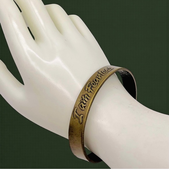 I Am Fearless Brass Cuff Bracelet Inspirational Unisex - Picture 2 of 12